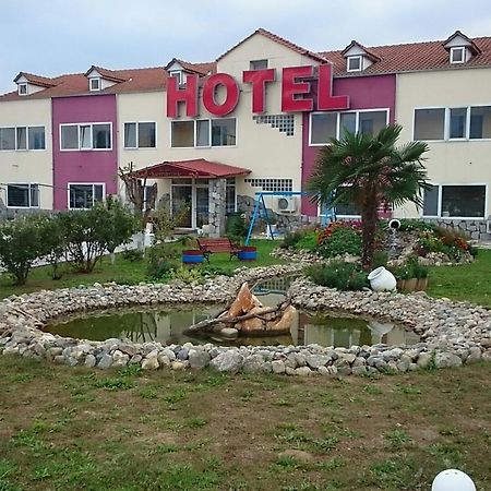 Hotel Konstantina Rodopoli Eksteriør billede